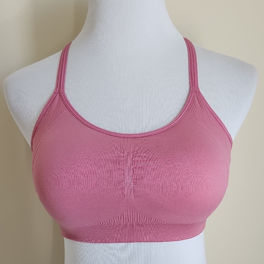 tek gear Workout Gear Seamless Racerback Sports Bra in Dusty Rose Size Medium